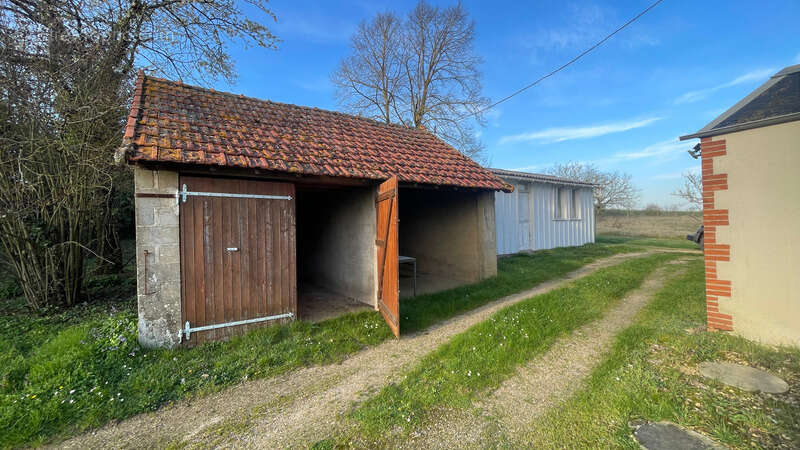 Maison à SANCERGUES