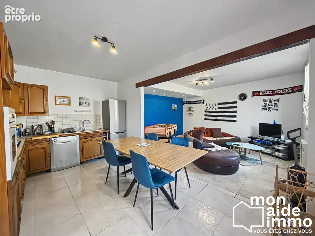 Maison 93 m² à Saint-Denis-De-Pile  - photo 1