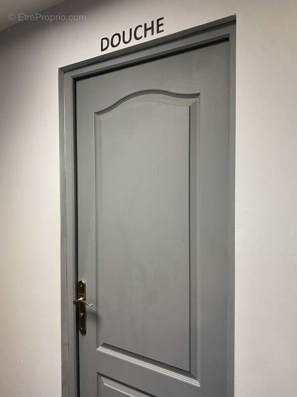 Commerce à CAGNES-SUR-MER