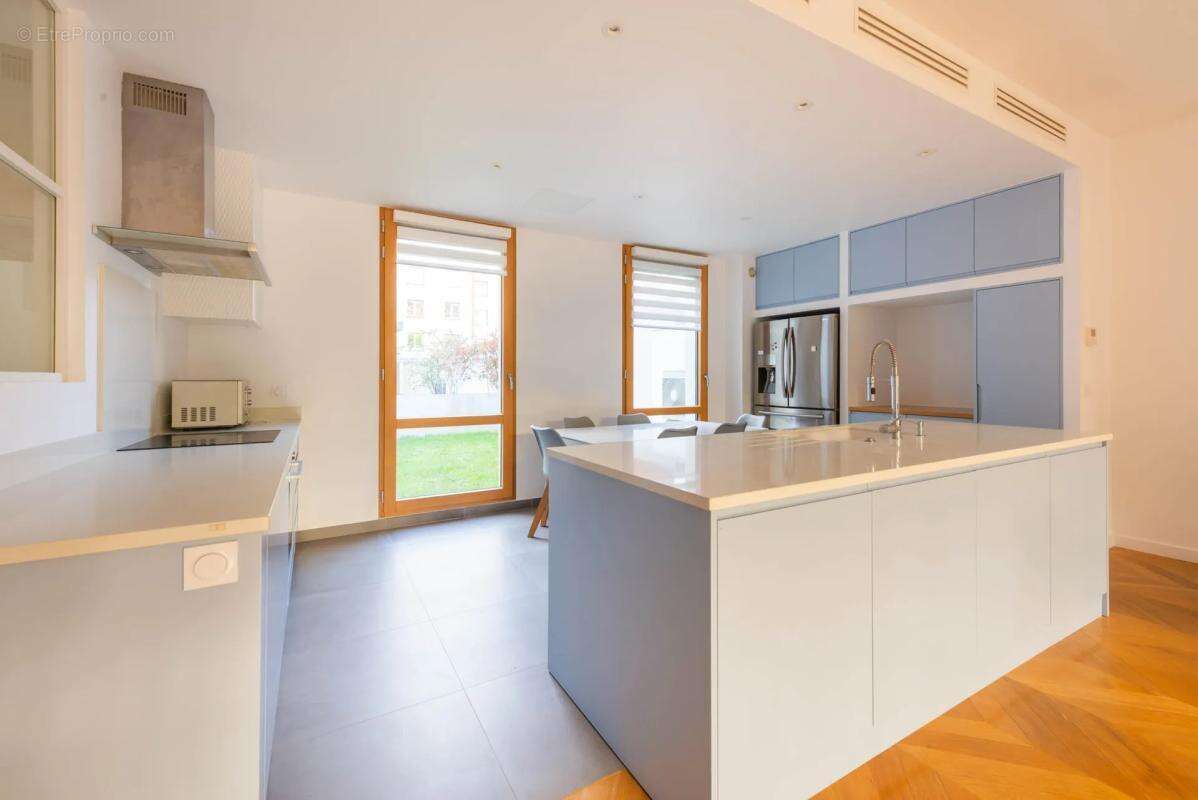 Maison à BOULOGNE-BILLANCOURT