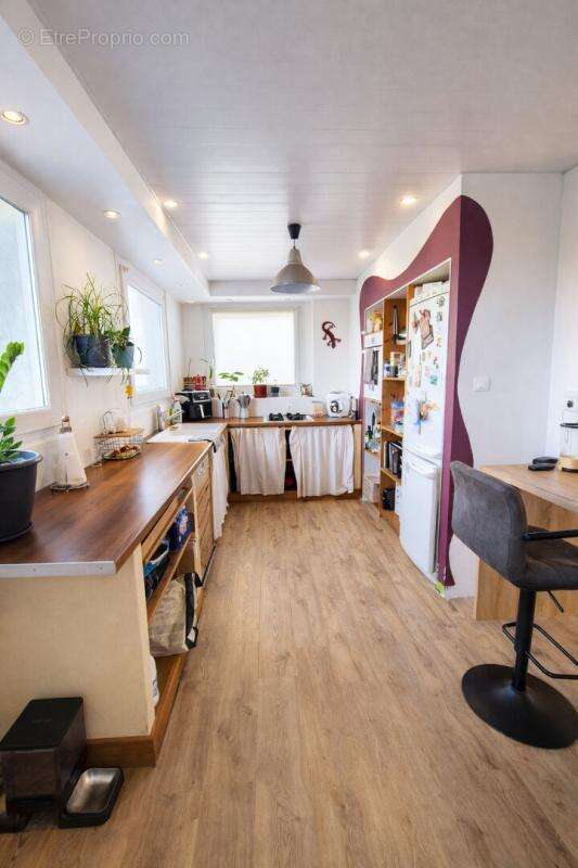 Appartement à QUIMPERLE