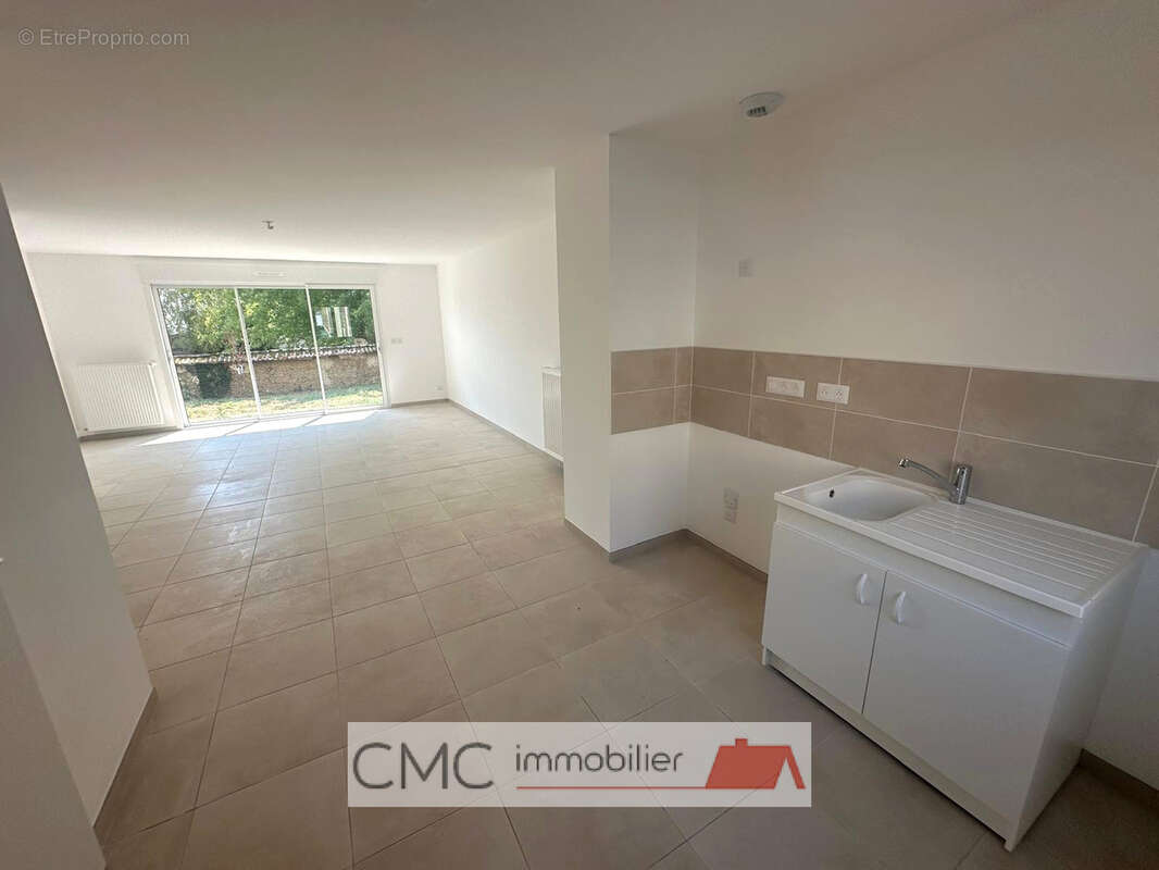 Maison de ville - LUISANT - photo 3