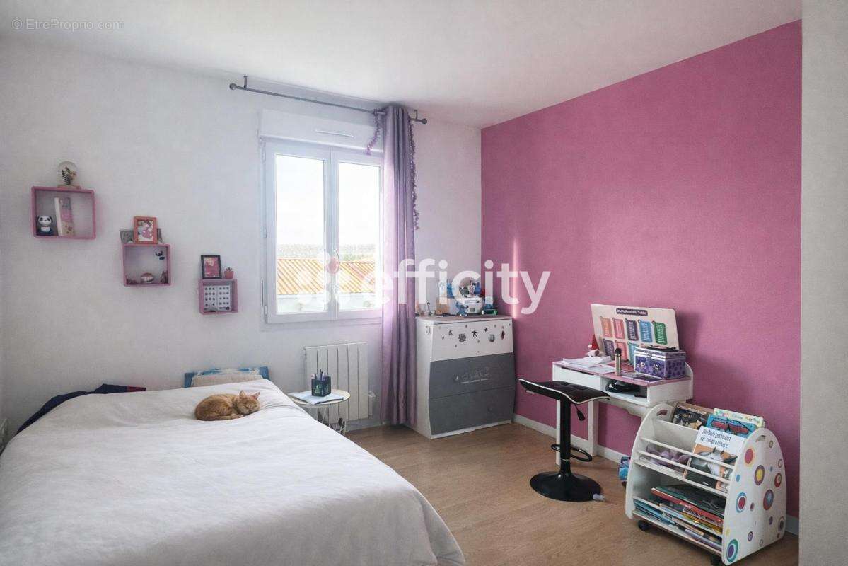 Maison 123 m² à Semussac  - photo 9
