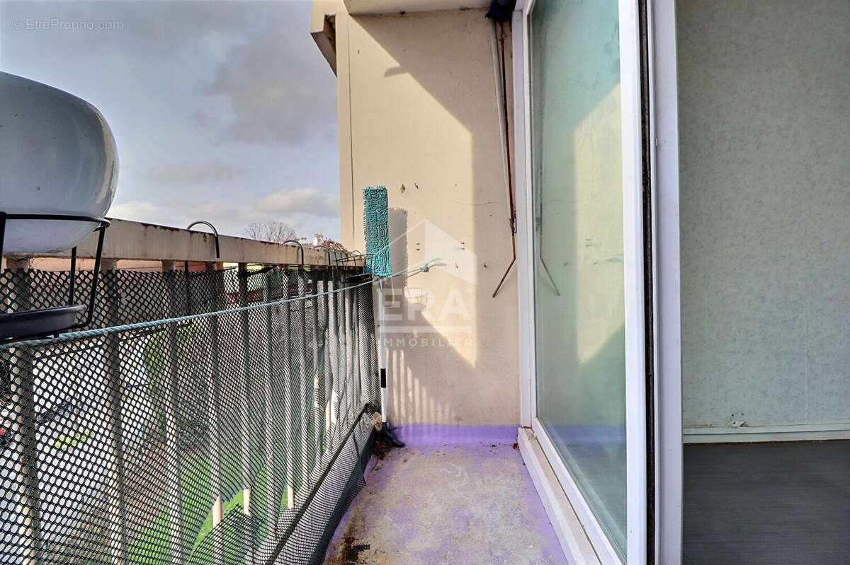Appartement à AUBERVILLIERS