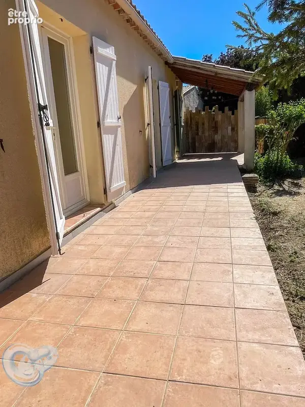 EXCLUSIVITE - Maison de plain-pied de 80 m² habitables avec jardin et garage attenant - photo 16