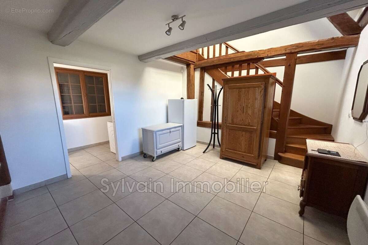 Maison à FORMERIE