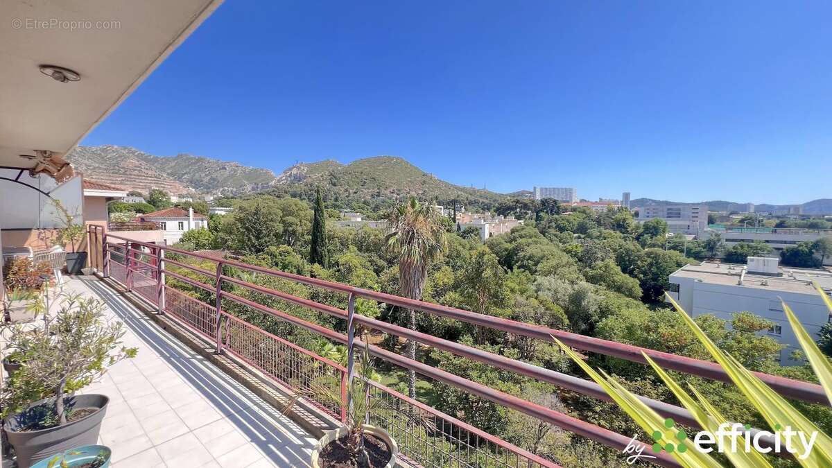 Appartement à MARSEILLE-9E