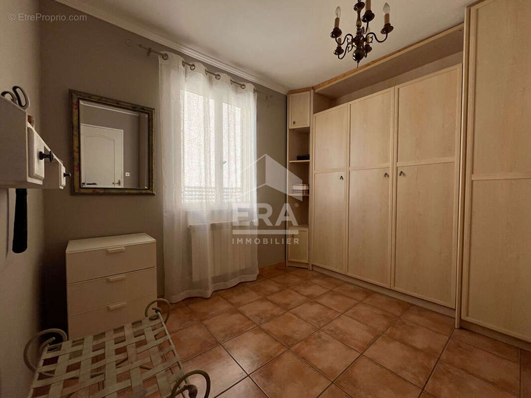 Maison à CHATEAUNEUF-LES-MARTIGUES