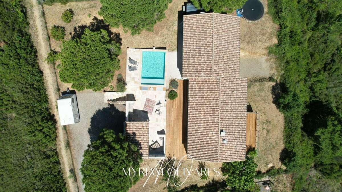 Exclusivite ! aragon ! villa 6 pièce(s) 202 m2 avec piscine et vue  exceptionnelle ! - photo 2