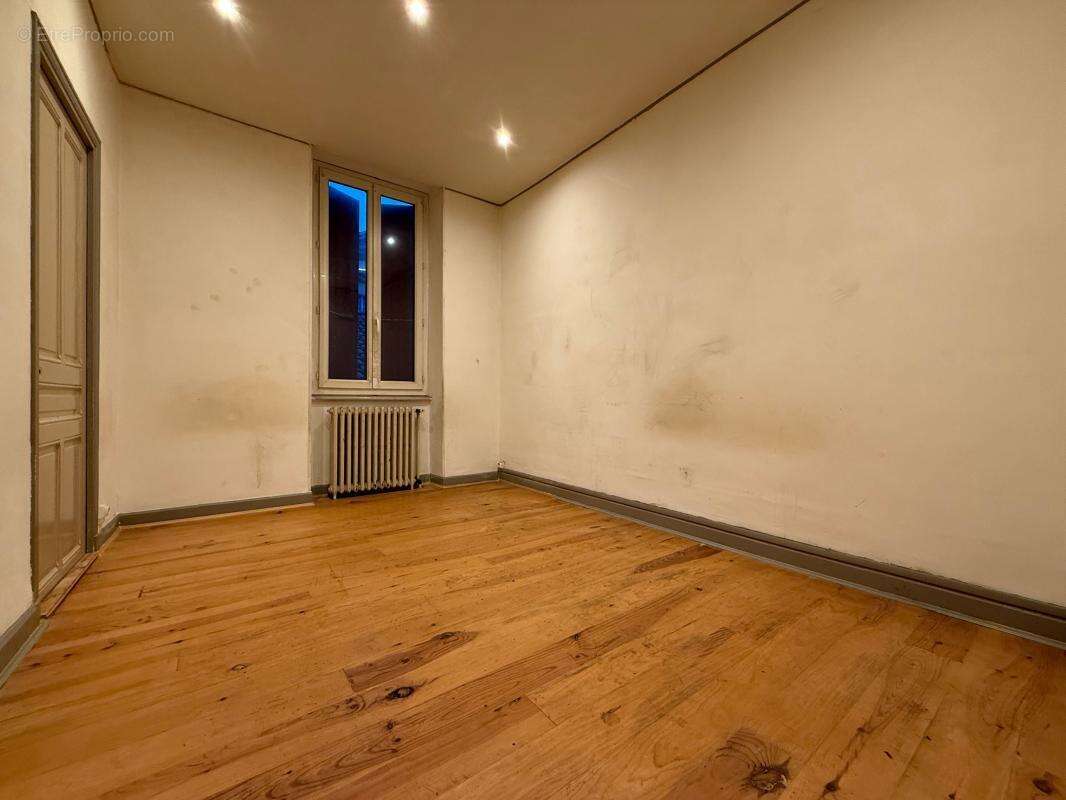 Appartement à AUBENAS