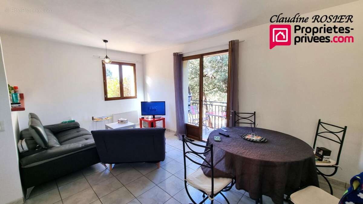 Maison à FLASSANS-SUR-ISSOLE