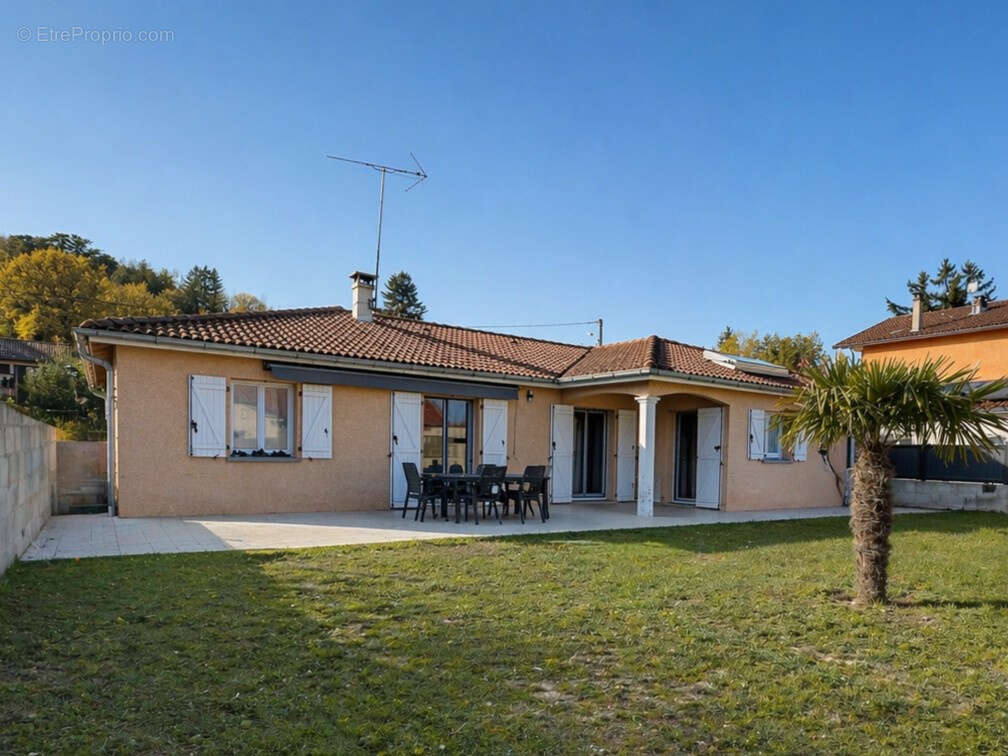 Maison à CHATILLON-LA-PALUD