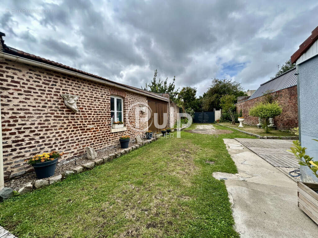 Maison à COURCHELETTES