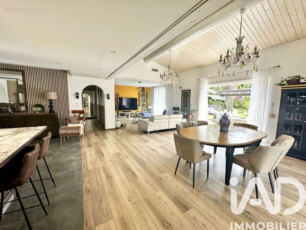 Maison 163 m² à Frejus  - photo 5