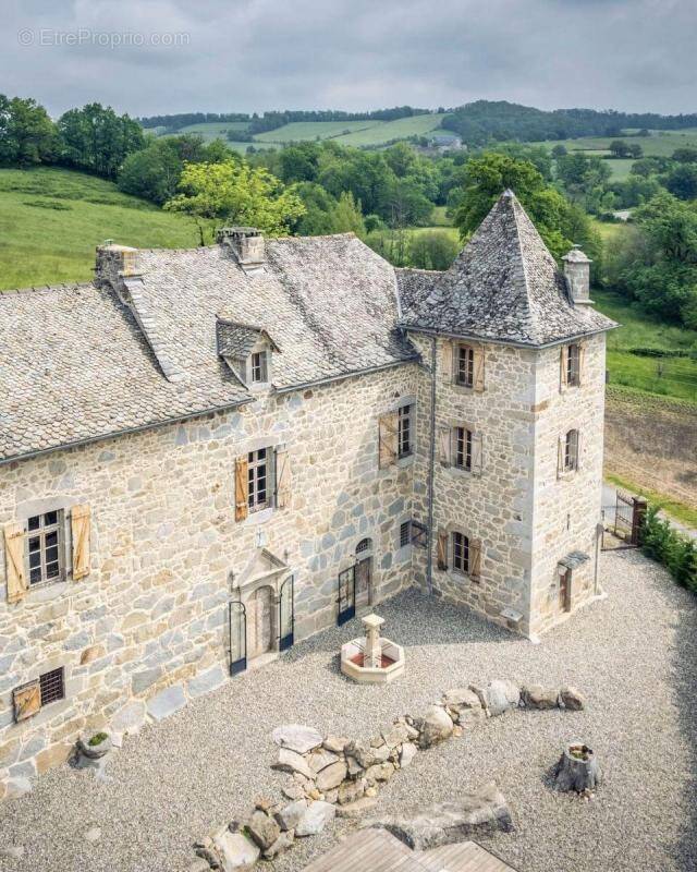 Maison à VILLEFRANCHE-DE-ROUERGUE