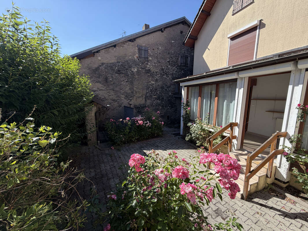Maison à PERRIGNIER