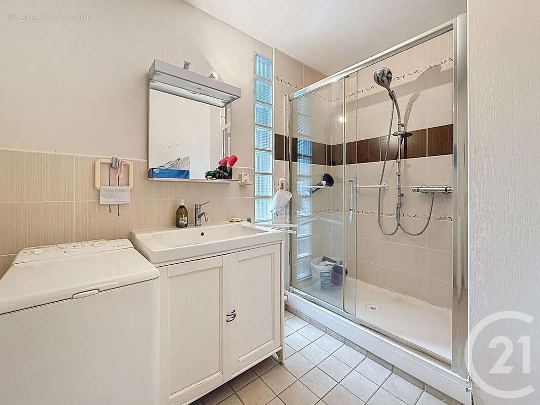 Appartement à QUETIGNY