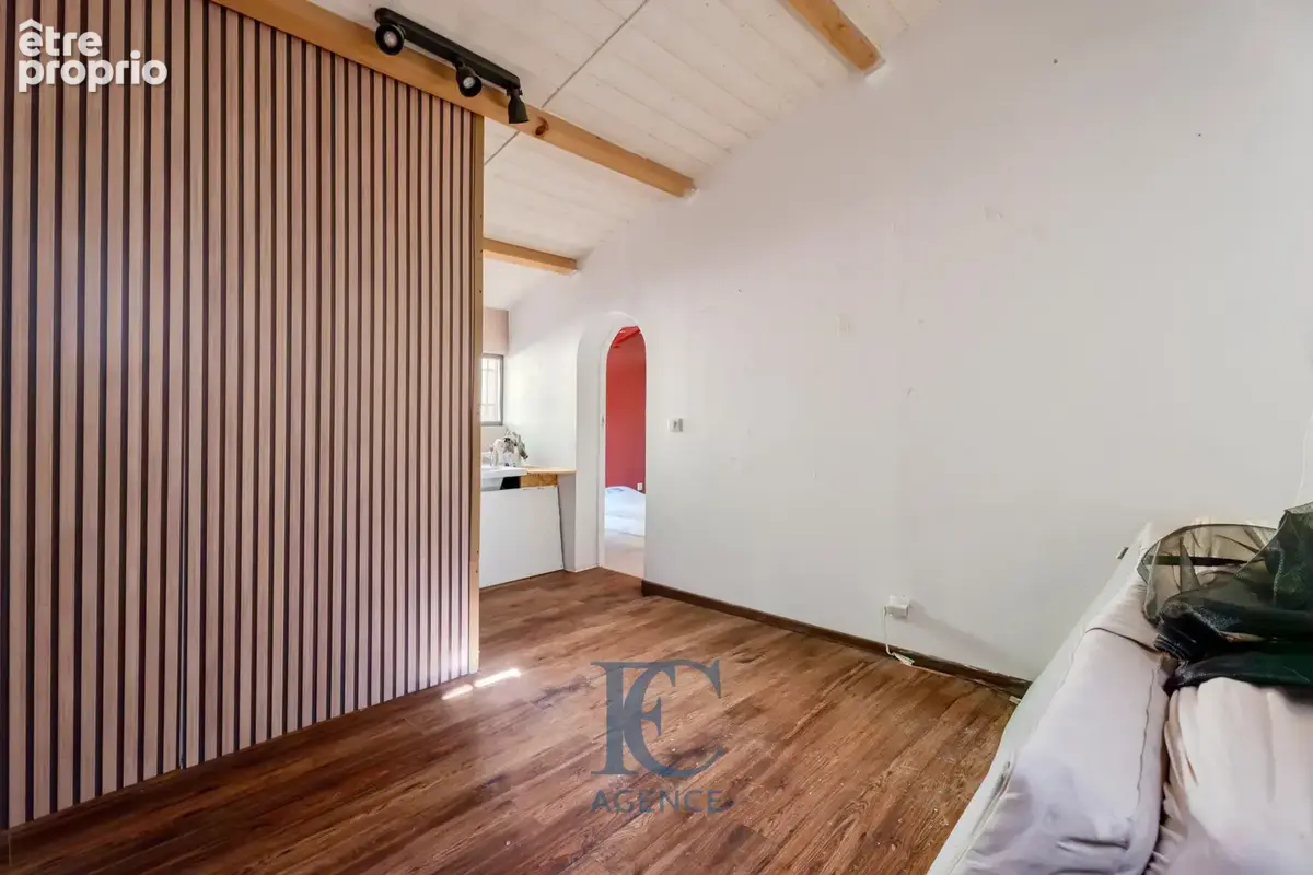 Maison avec local professionnel de 125 m2 au Port d'Alon - photo 4
