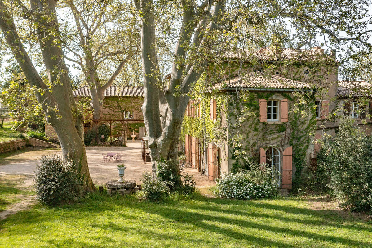Maison à VENEJAN