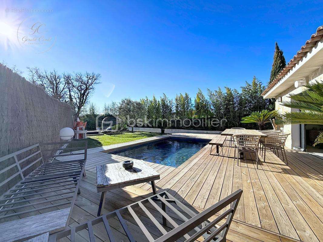 Maison 4 pieces de 101 m² avec piscine / montauroux - photo 13