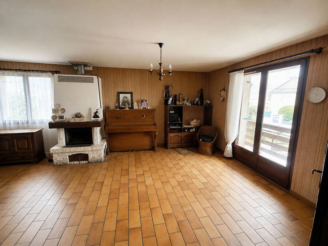Maison à TAVAUX