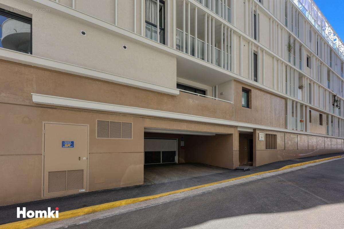 Appartement T2 de 44 m2 - terrasse - parking - ascenseur à Toulon 83000 - photo 9