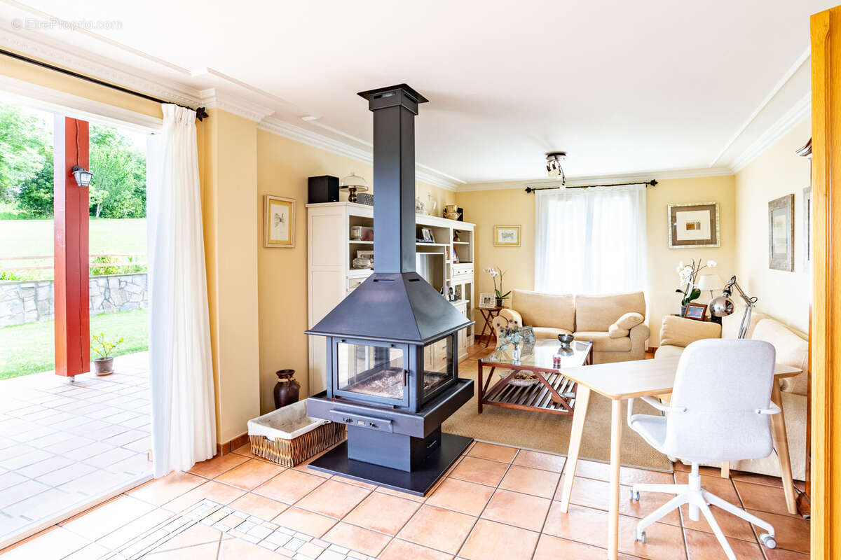 Maison à URRUGNE