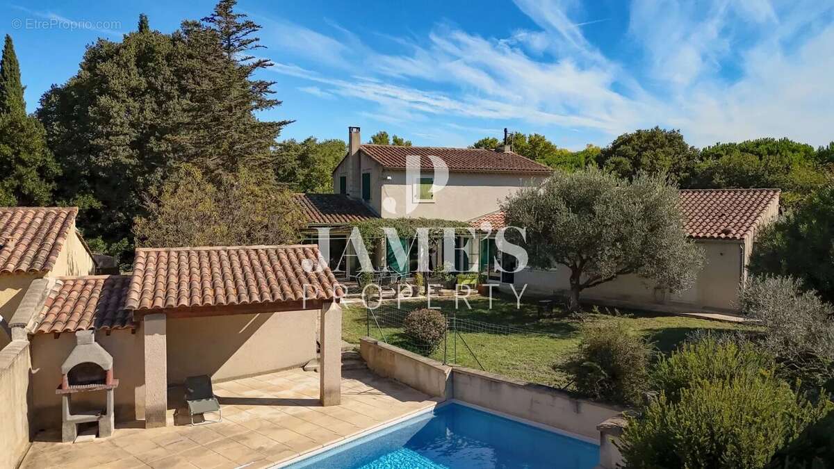Maison à SAINT-REMY-DE-PROVENCE