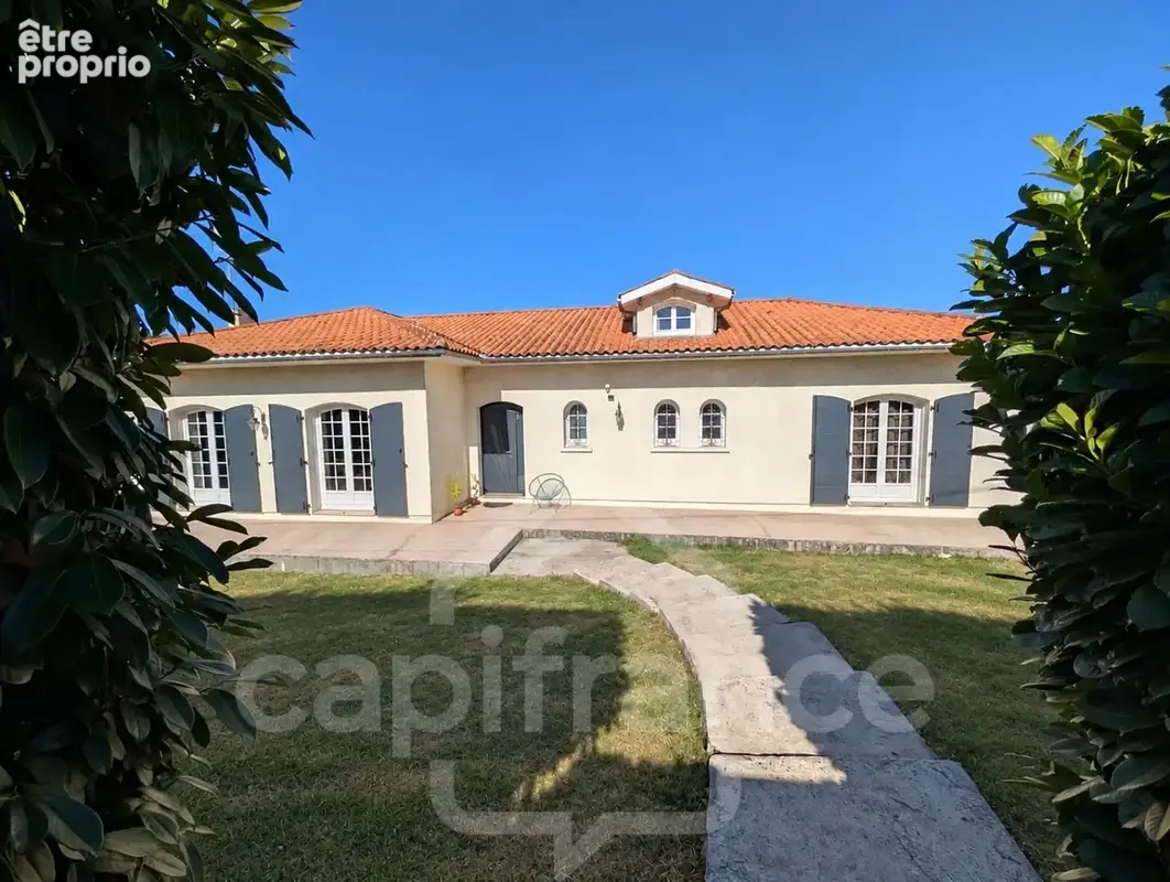 Maison à SAINT-LOUBES