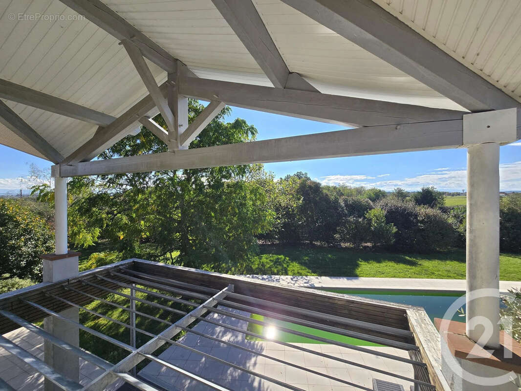 Maison 178 m² à Lafitte-Vigordane  - photo 9