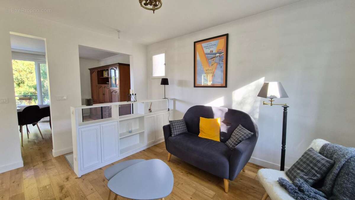 Maison à SAINT-GERMAIN-LES-ARPAJON