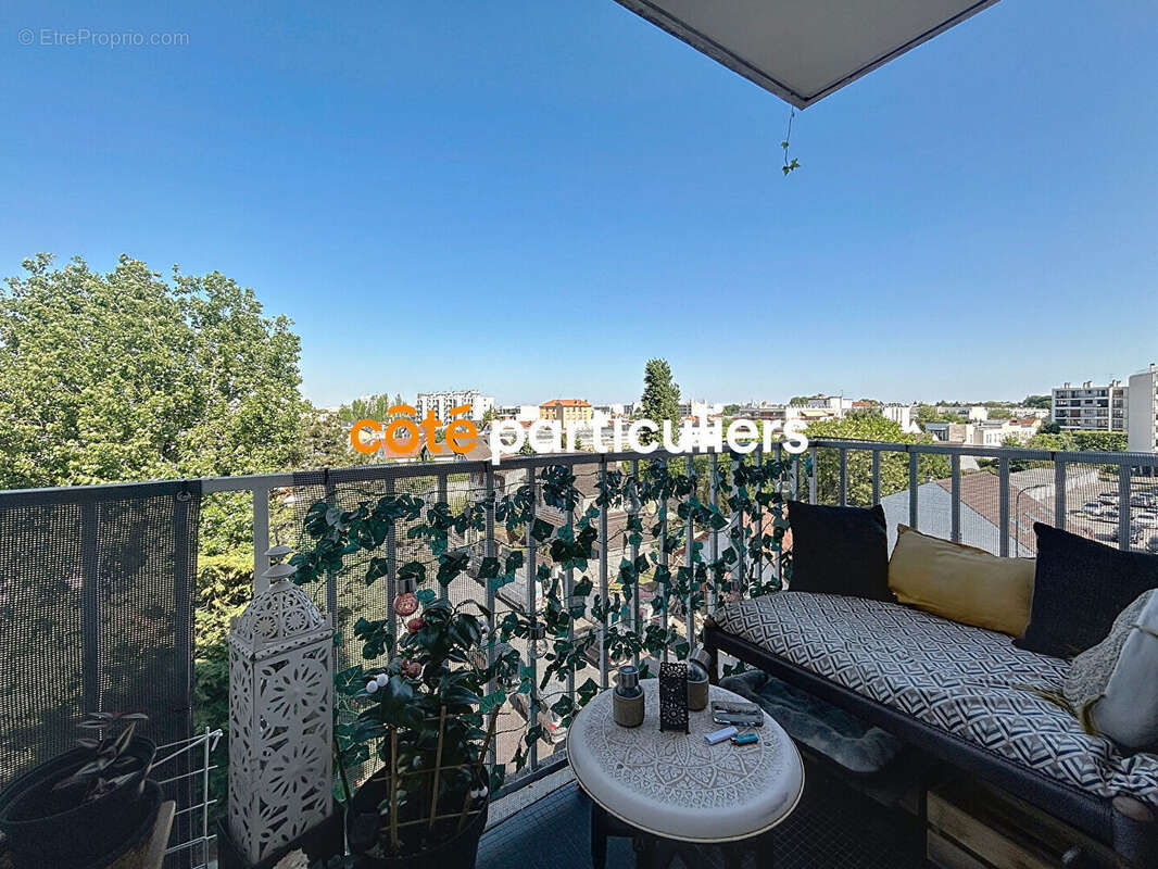 Appartement à SAINT-MAUR-DES-FOSSES