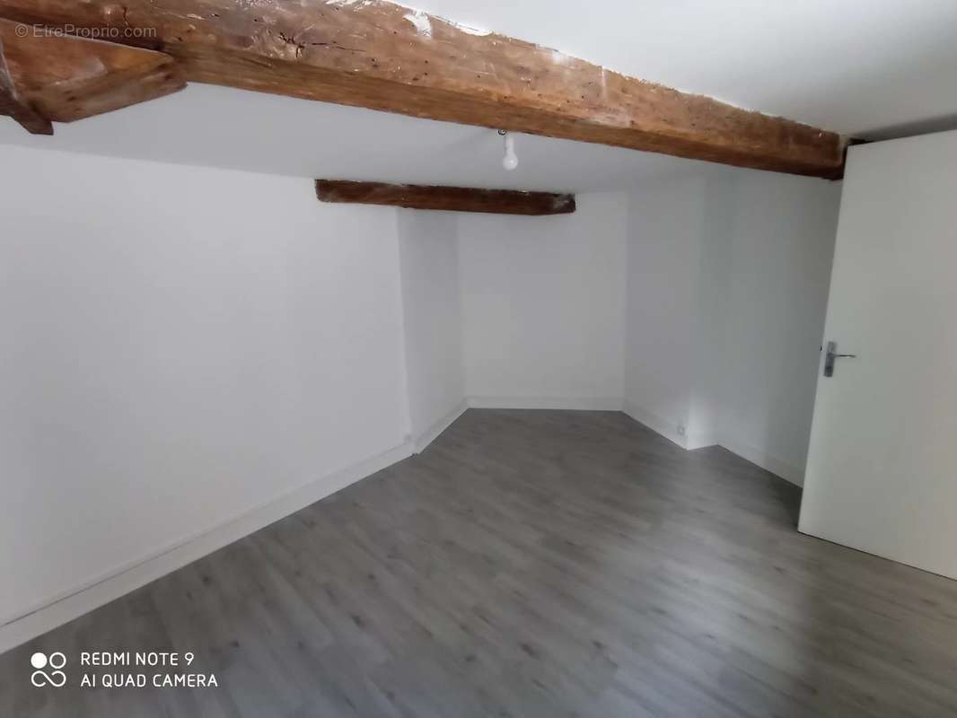 Maison à AVESNES-SUR-HELPE