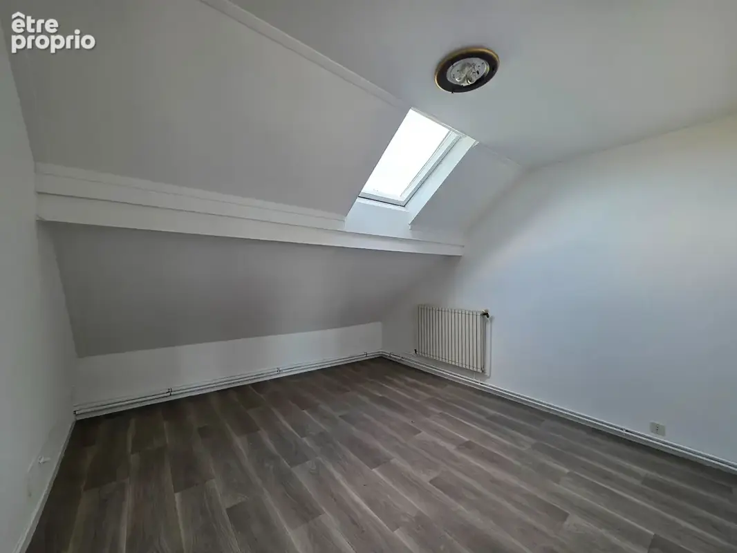 Maison T6 - 208 m² - St Genix les Villages - photo 13