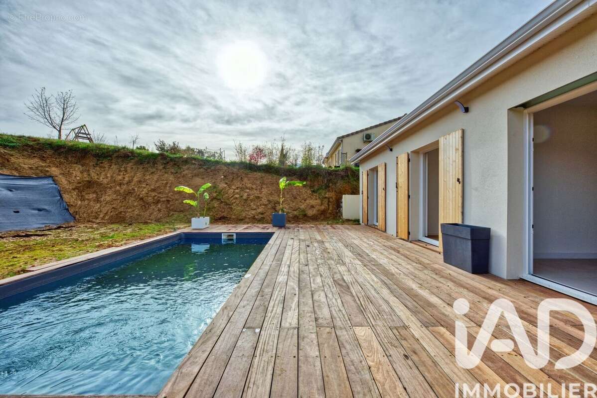 Photo 3 - Maison à VERDELAIS