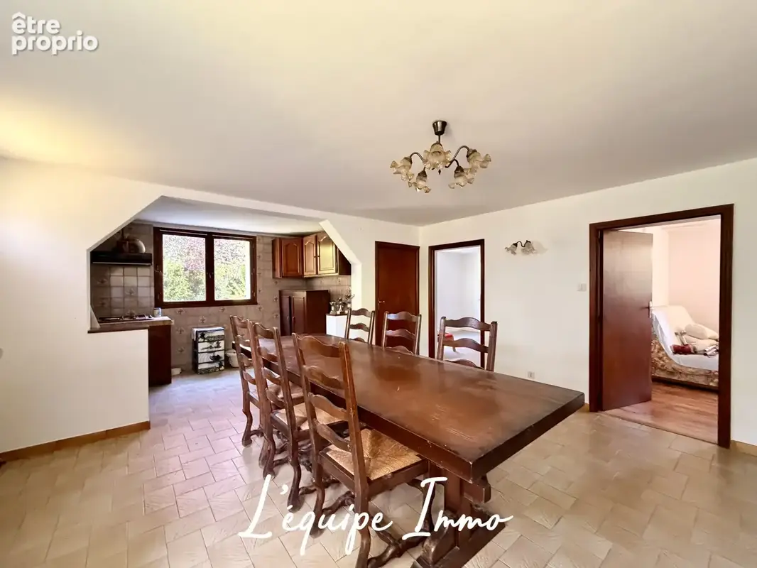 Maison familiale avec 5 chambres et grand terrain divisible - photo 10