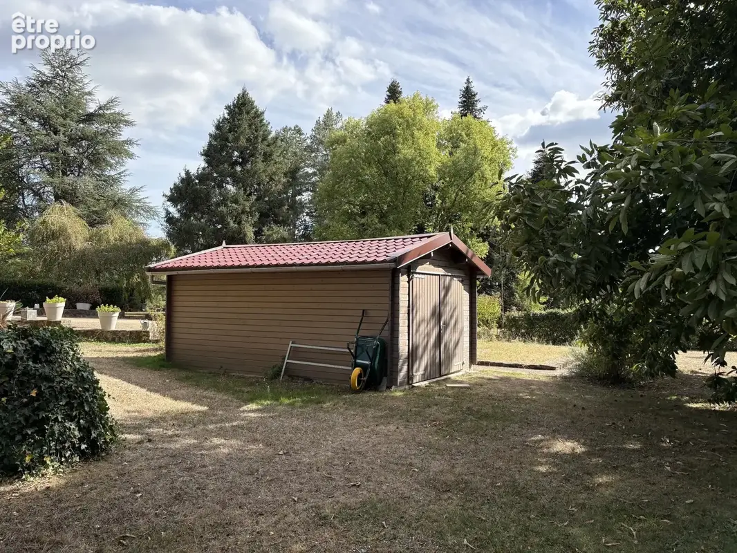 Château-Chervix : Maison de plain-pied avec 3 chambres sur un terrain clos de 6 964 m2 - photo 19