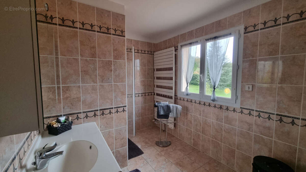 Maison à VALDIVIENNE