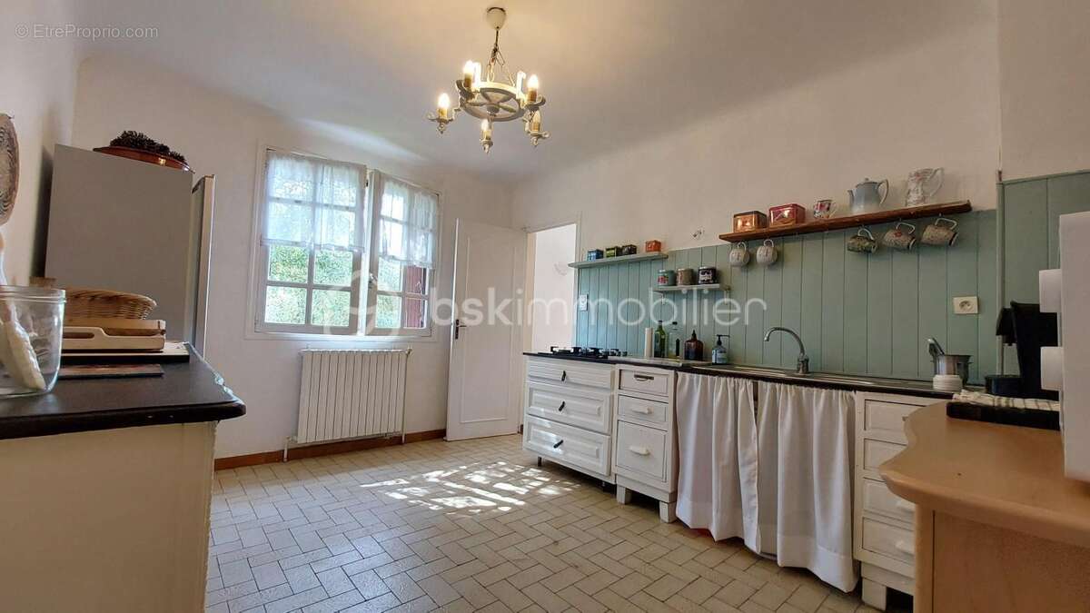 Maison à BAZENS