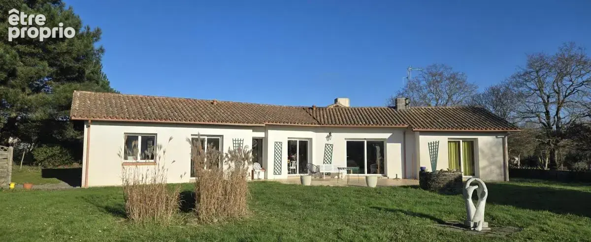 Maison 8 pièces 213 m² à vendre à Pornic (44210) - photo 2