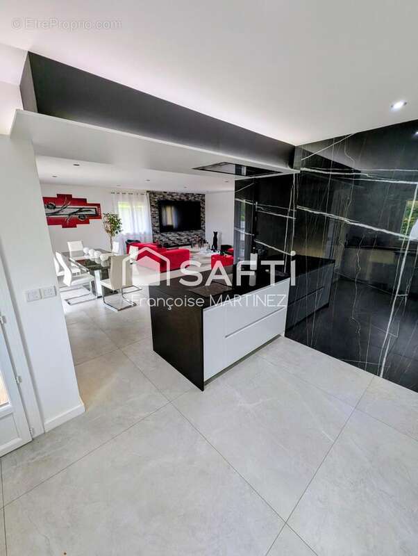 Photo 4 - Maison à JONS