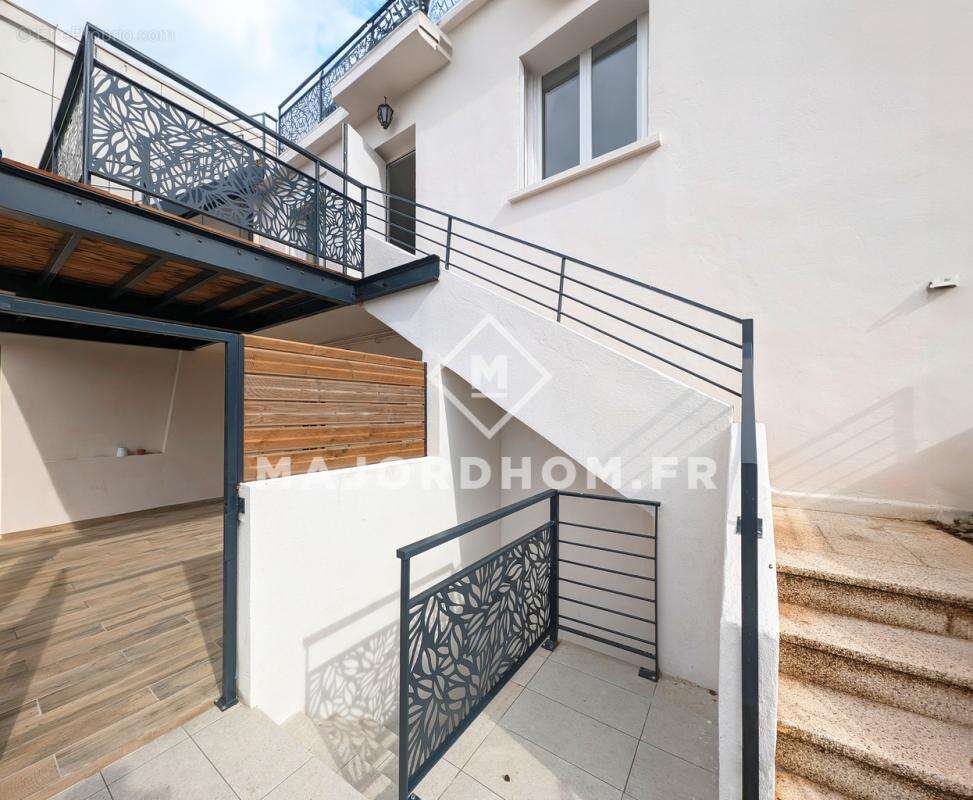 Appartement à MARSEILLE-9E