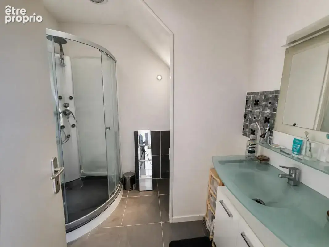 Maison de 7 pièces de 200 m² à Mesnil-Roc'h - photo 8