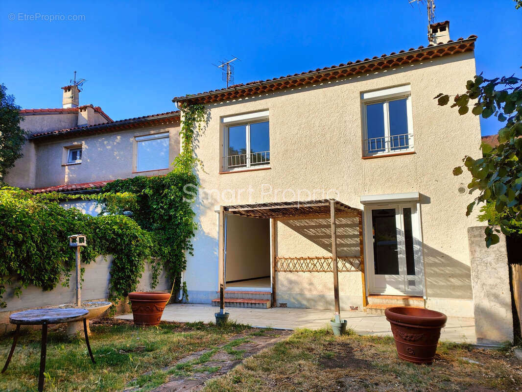 Maison à LAMALOU-LES-BAINS