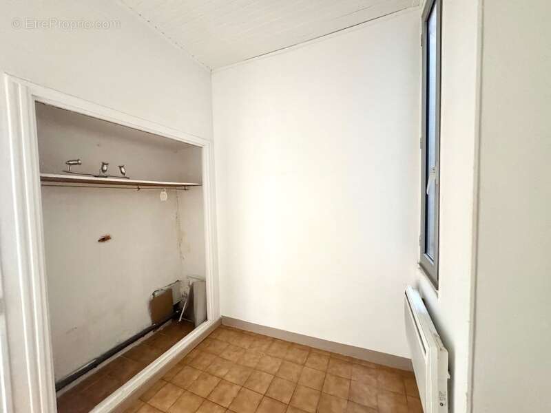 Appartement à MARSEILLE-7E