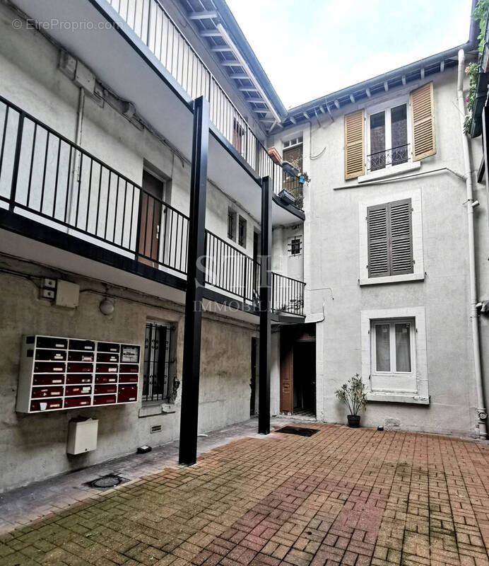 Appartement à SAINT-OUEN