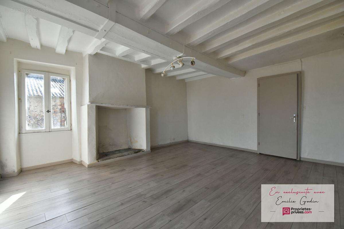 Maison à TREMENTINES