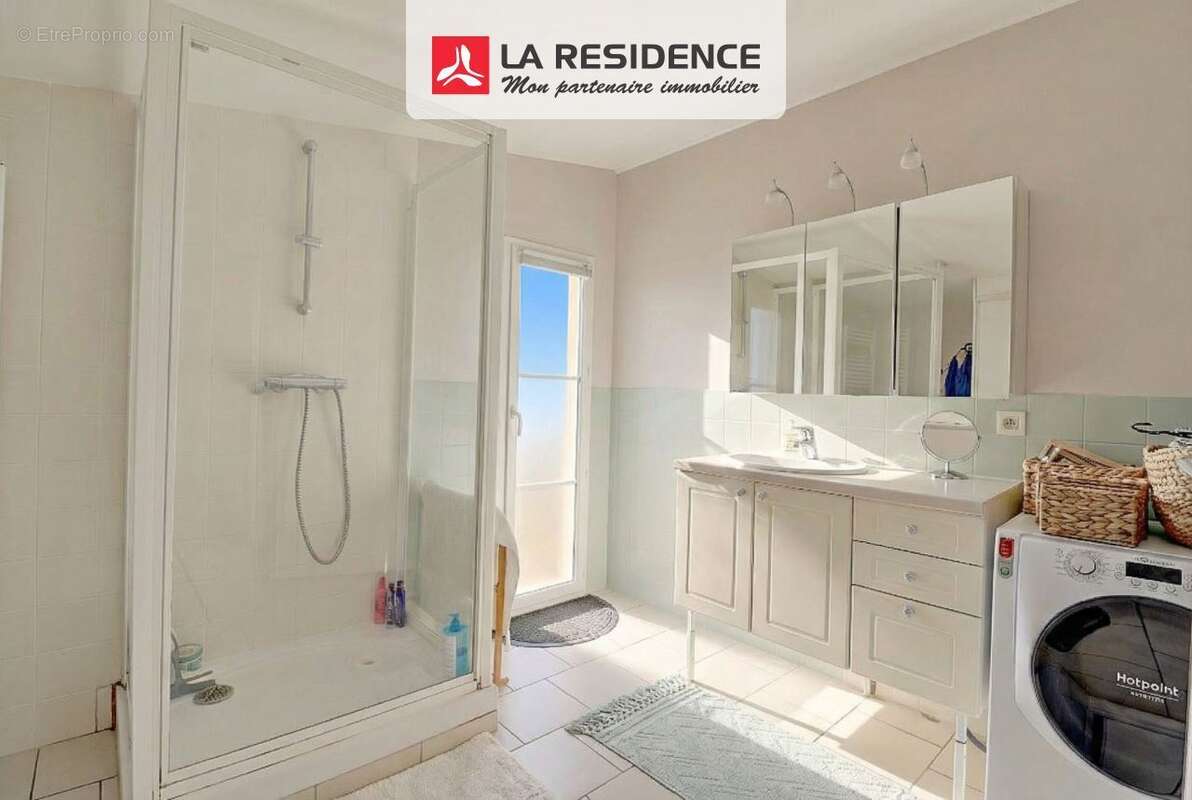 Maison 106 m² à La Chaussee-Saint-Victor  - photo 8