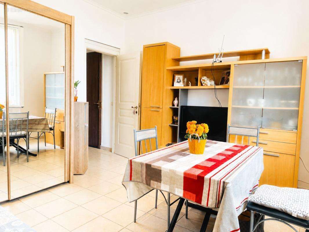 Appartement à CAP-D'AIL