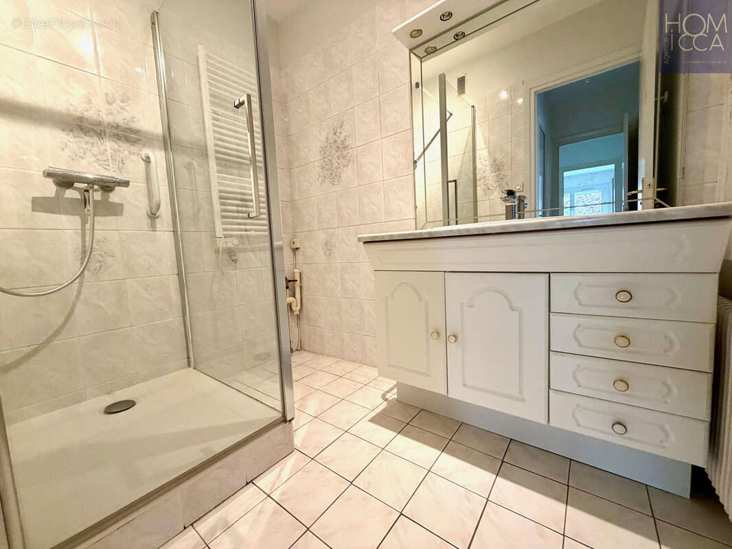 Appartement à LYON-5E